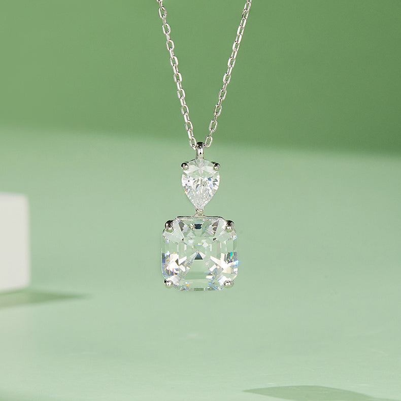 [Ice Cube] Cubic Zirconia Necklace in Sterling Silver
