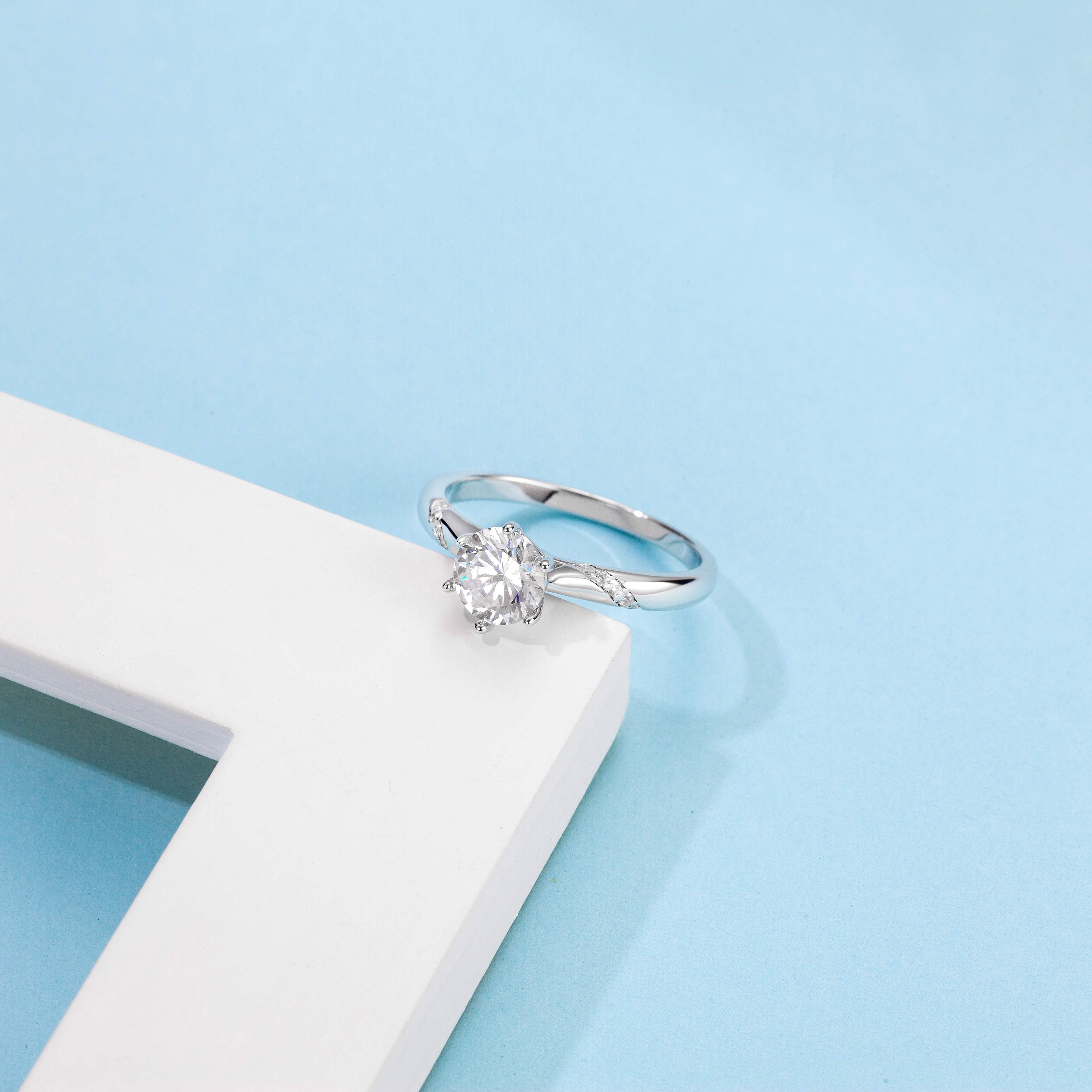 [The Spirit] Straight Arm Micro-paved 1 carat D Color Moissanite Ring in Sterling Silver