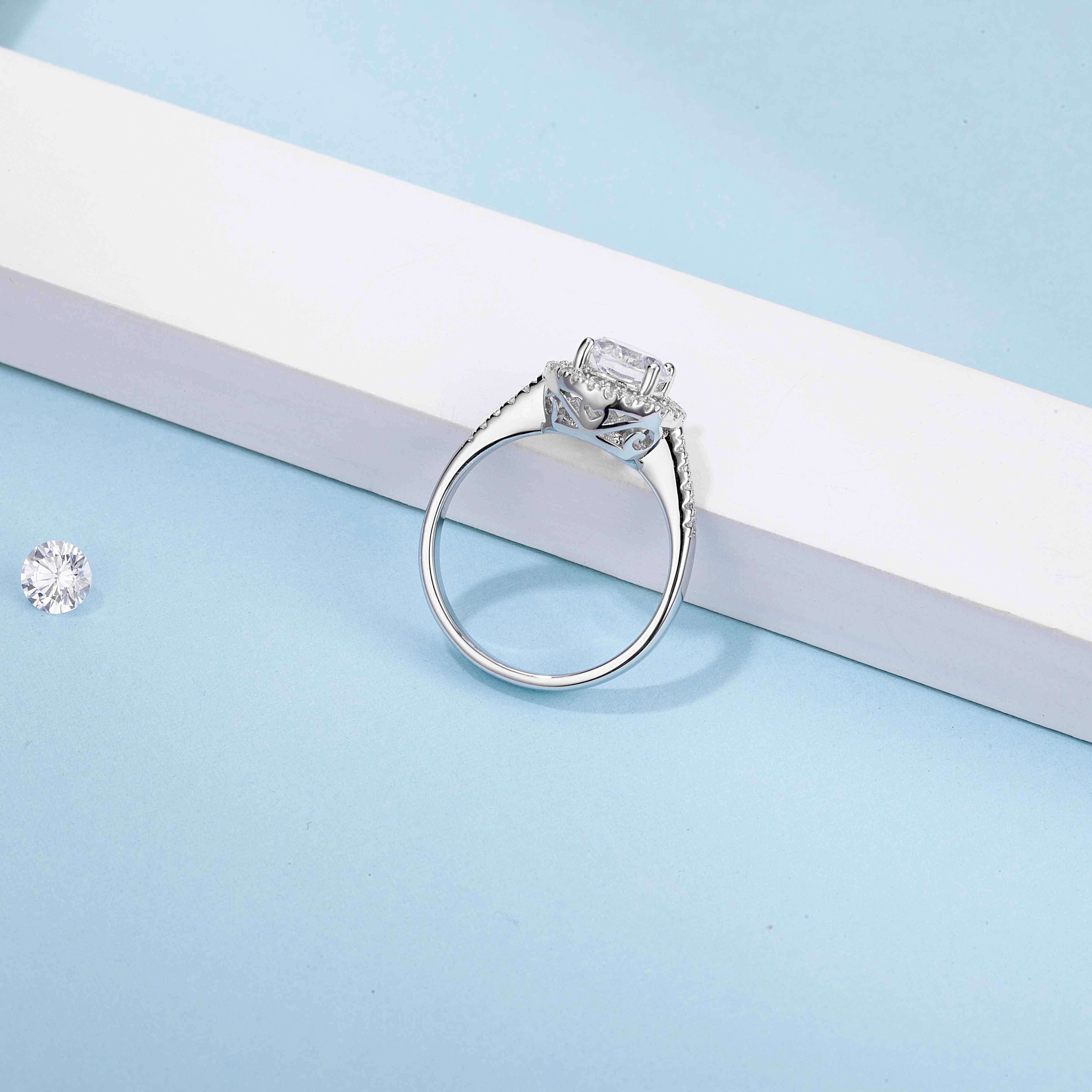 [Togetherness] Straight Arm Micro-paved 1 carat D Color Moissanite Ring in Sterling Silver