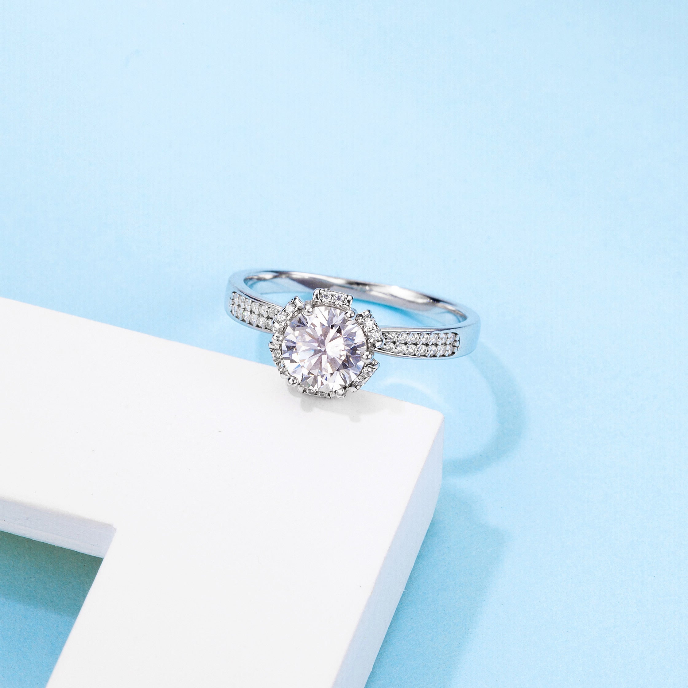 [Wishing Well] Straight Arm Micro-paved 1 carat D Color Moissanite Ring in Sterling Silver