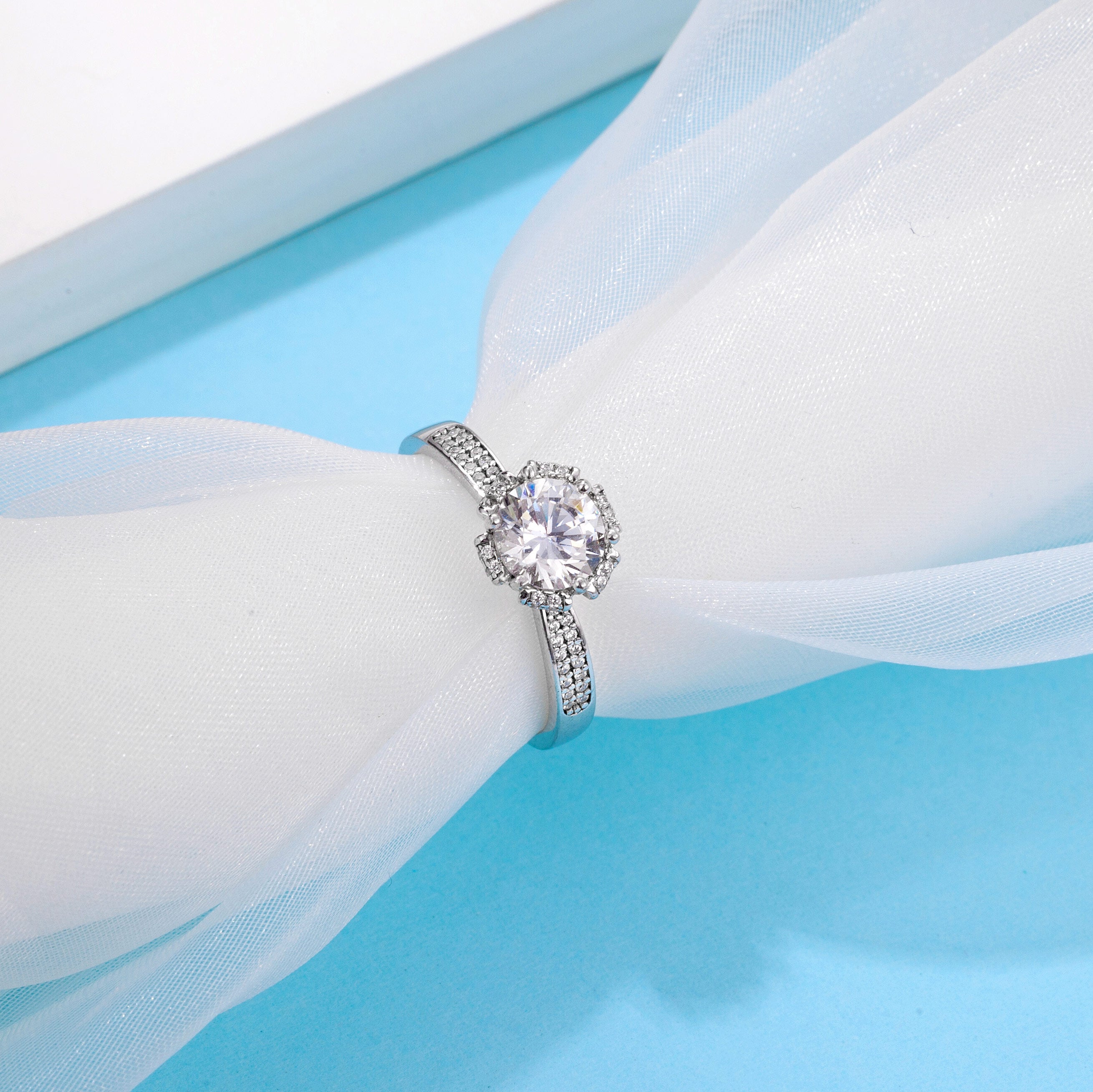 [Wishing Well] Straight Arm Micro-paved 1 carat D Color Moissanite Ring in Sterling Silver