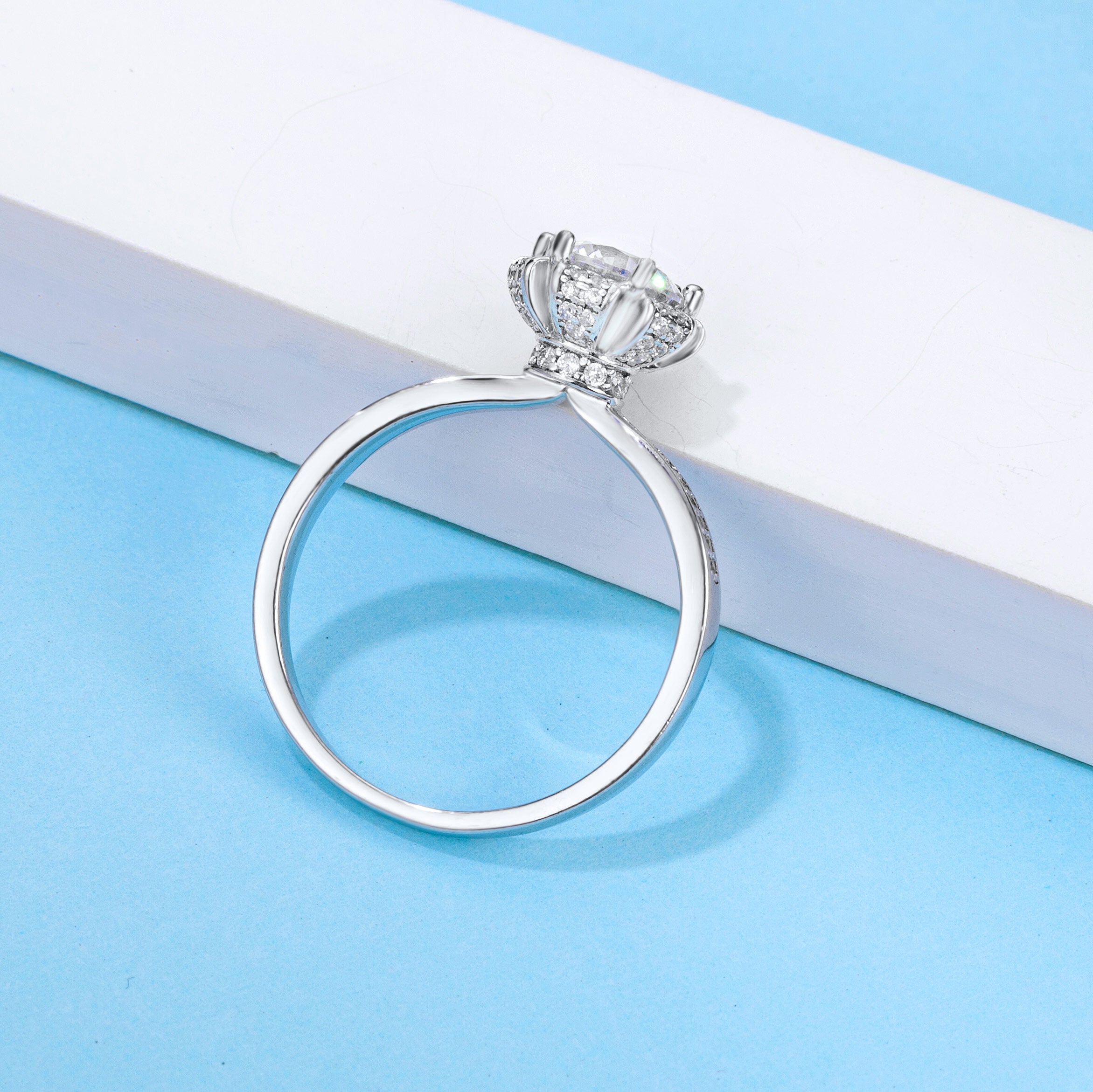 [Wishing Well] Straight Arm Micro-paved 1 carat D Color Moissanite Ring in Sterling Silver