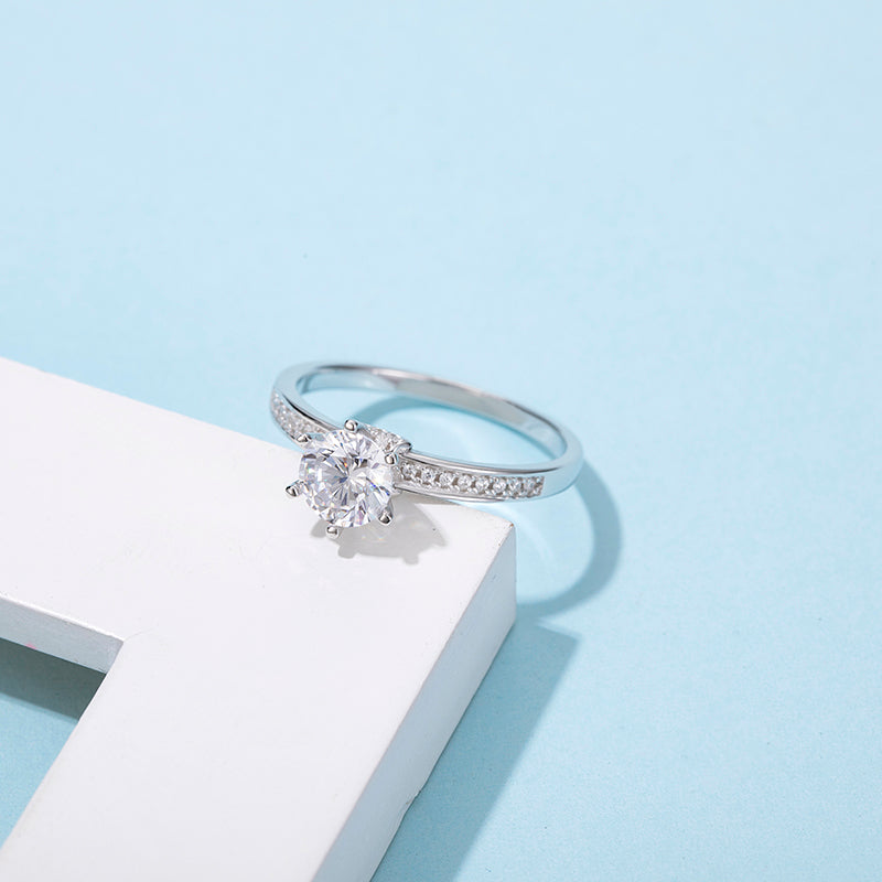 [Wishes] Straight Arm Micro-paved 1 carat D Color Moissanite Ring in Sterling Silver