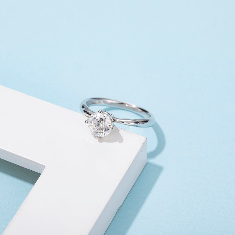 [Windmill] Straight Arm 1 carat D Color Moissanite Ring in Sterling Silver