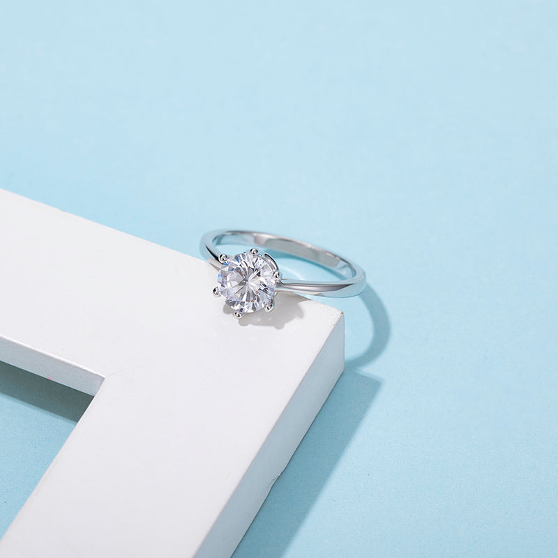 [Sweetness] Straight Arm Six Claws 1 carat D Color Moissanite Ring in Sterling Silver