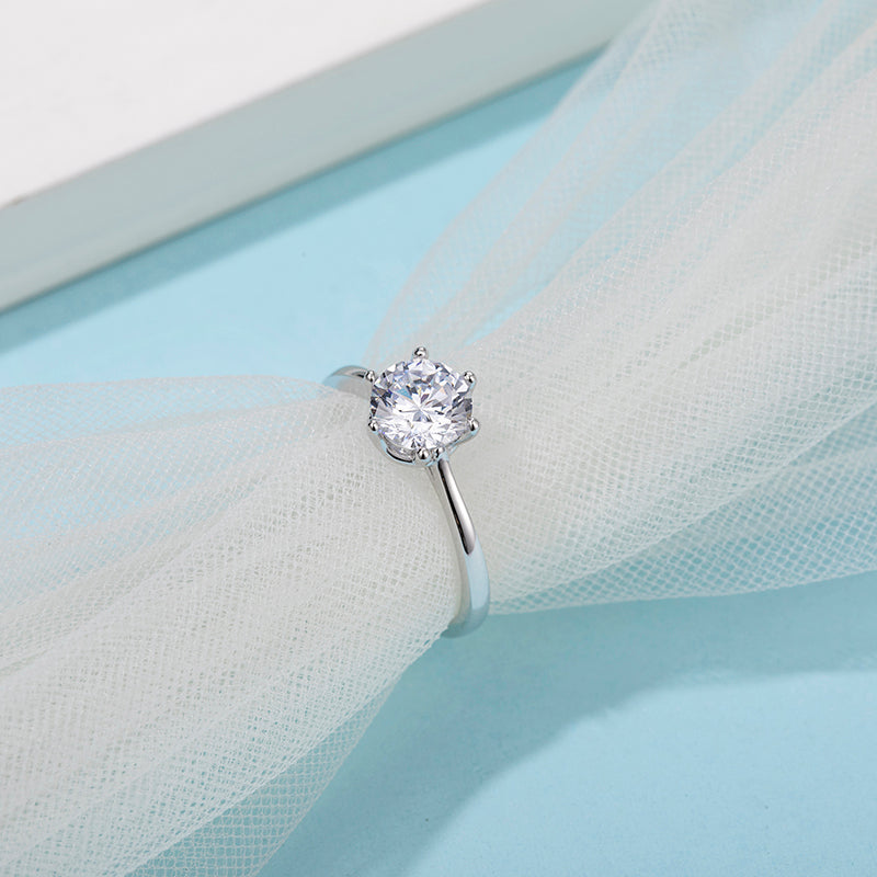 [Sweetness] Straight Arm Six Claws 1 carat D Color Moissanite Ring in Sterling Silver