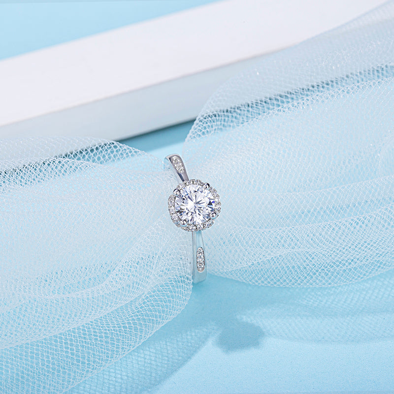 [Blossoming] Straight Arm Micro-paved 1 carat D Color Moissanite Ring in Sterling Silver