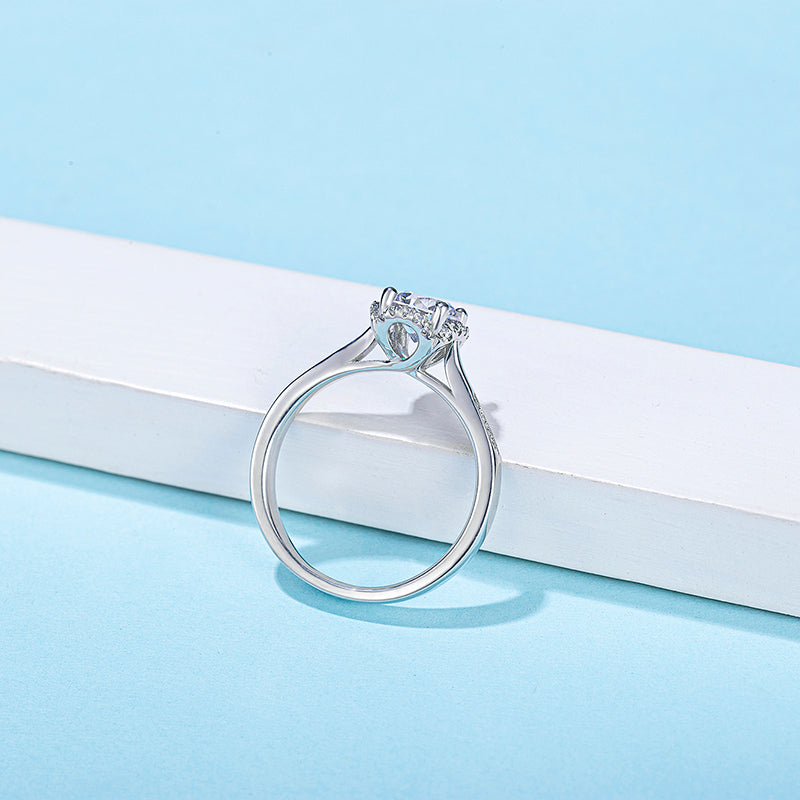 [Blossoming] Straight Arm Micro-paved 1 carat D Color Moissanite Ring in Sterling Silver