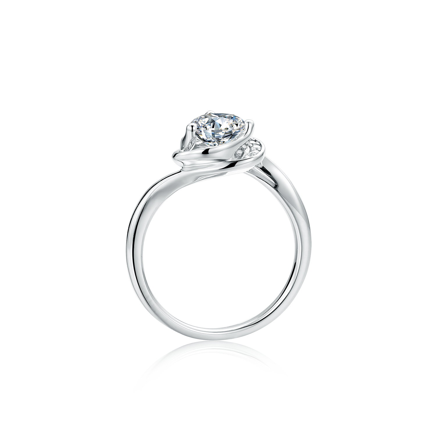 [Pleasure] Twisted Arm Heart-sharped 1 carat D Color Moissanite Ring in Sterling Silver