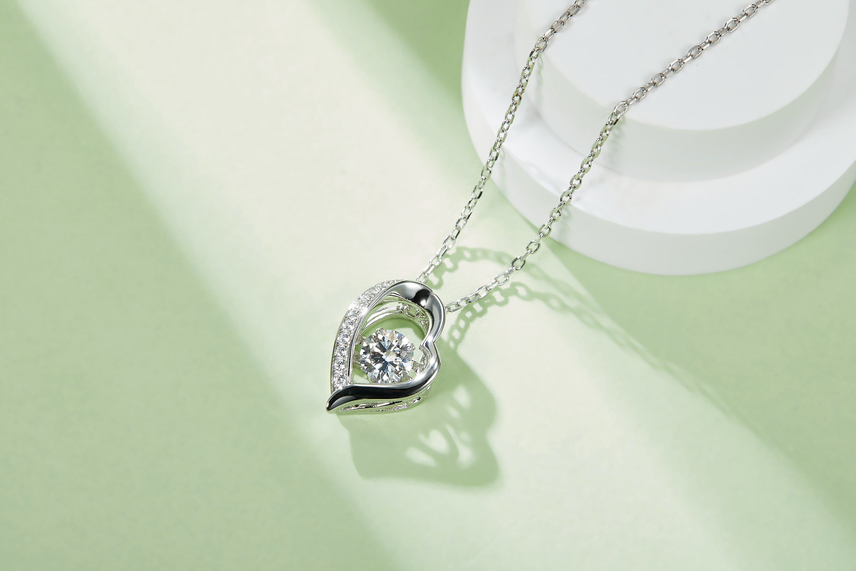 [Affection] 0.5 Carat D Color Moissanite Necklace in Sterling Silver
