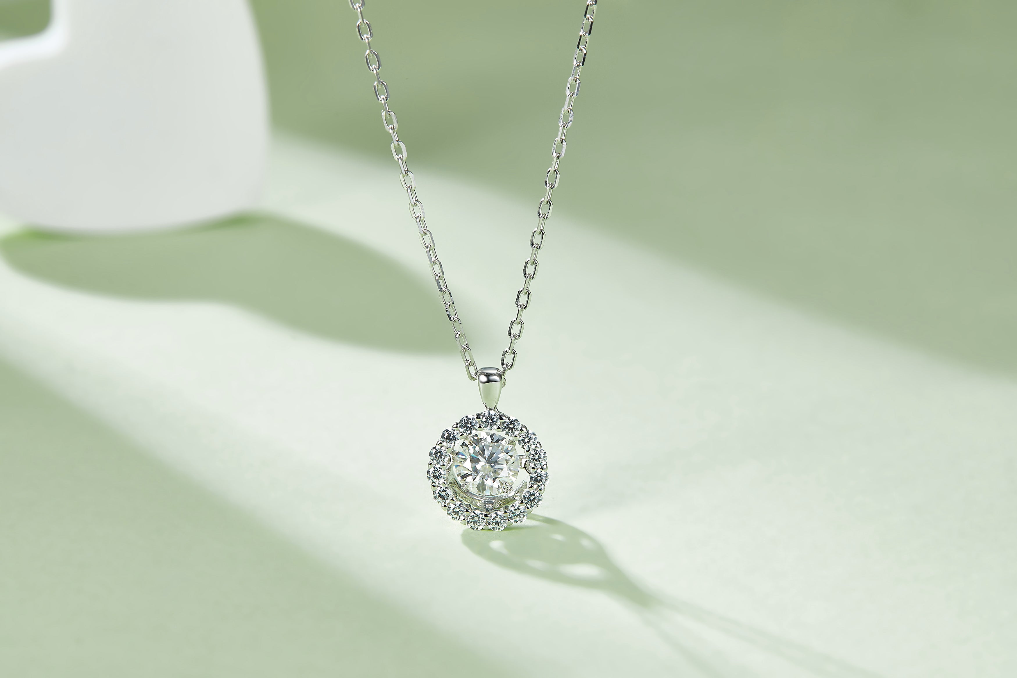 [Harmony] 0.5 Carat D Color Moissanite Necklace in Sterling Silver