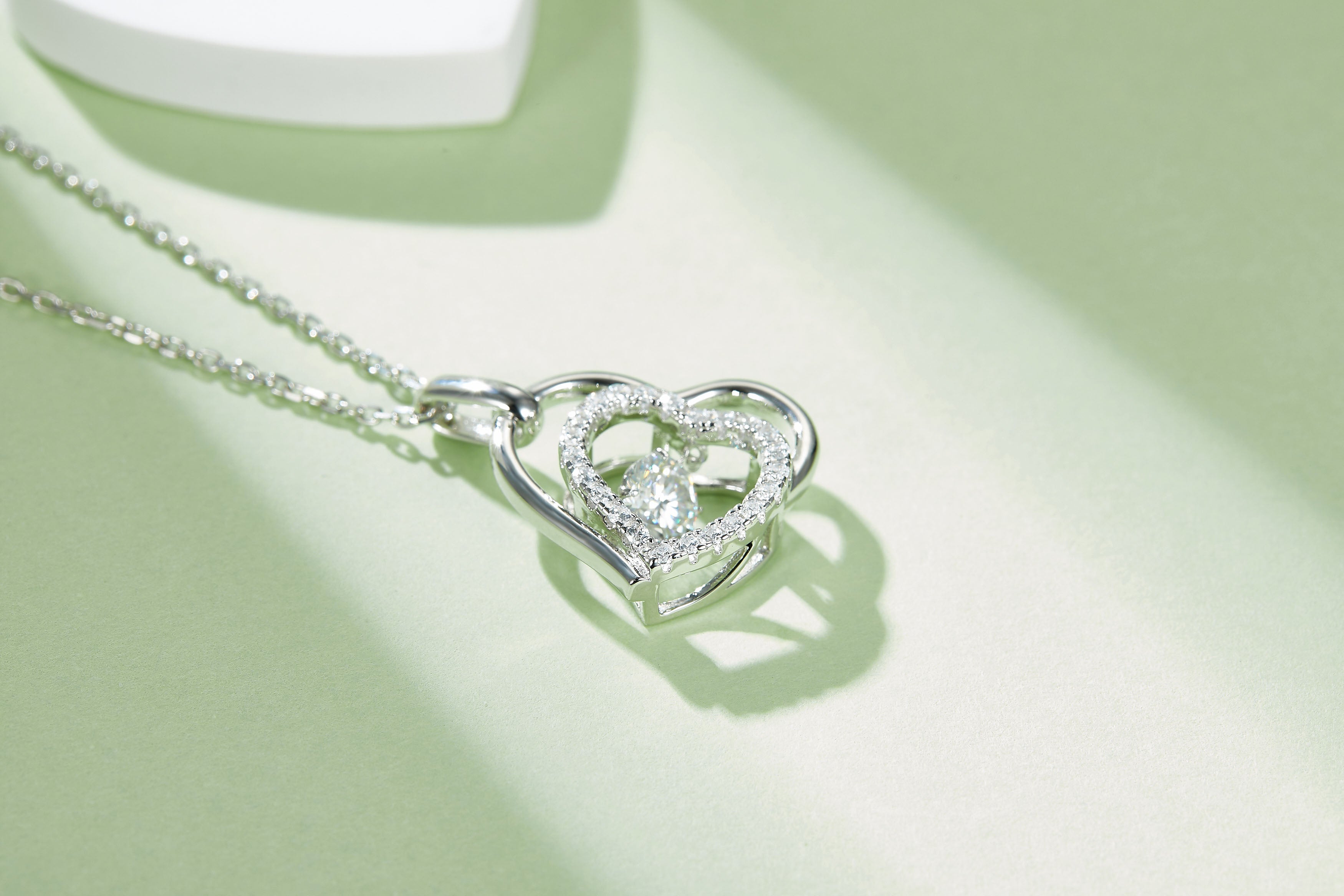 [Loving Heart] 0.5 Carat D Color Moissanite Necklace in Sterling Silver