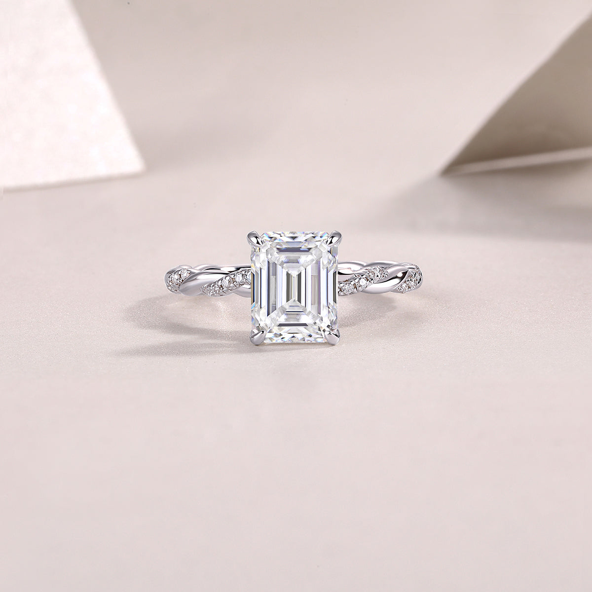 [Lavish Enerald] Twisted Arm Micro-paved 3.0 carat Moissanite Ring in Sterling Silver