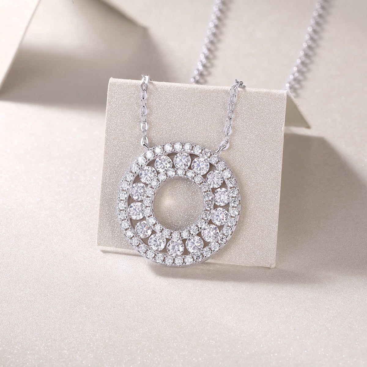 [Donut] Moissanite Necklace in Sterling Silver