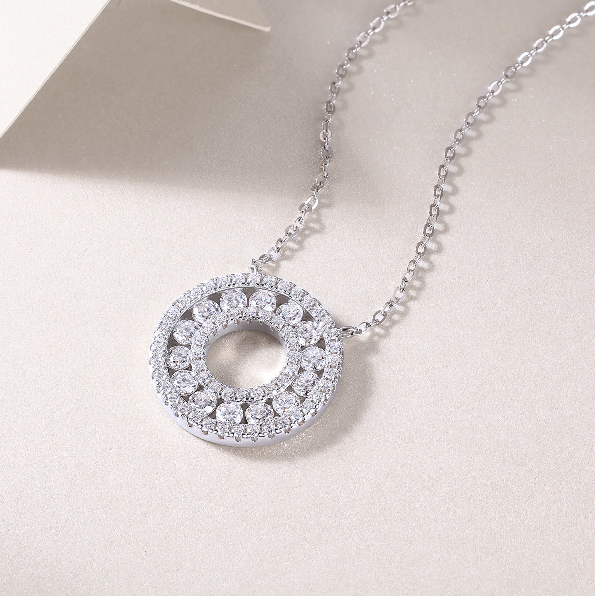 [Donut] Moissanite Necklace in Sterling Silver